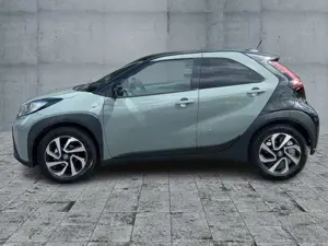 Toyota Aygo X AYGO X 1.0 Teamplayer Bild 4