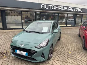 Hyundai i10 i10 1.0 AT Trend Allwetterreifen Navigation RFK