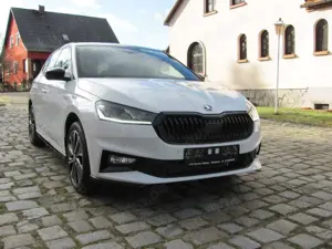 Skoda Fabia 1.0l TSI DSG 81 kW MONTE CARLO LED SHZ PDC Bild 3
