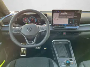 Volkswagen T-Roc R-Line 1.5 eTSI DSG Head Up IQ Light Bild 3