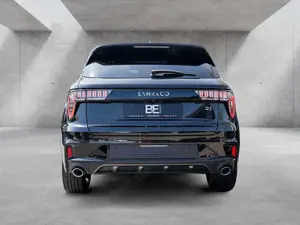 Lynk  Co 01 PHEV Lenkradheizung AHK Bild 4