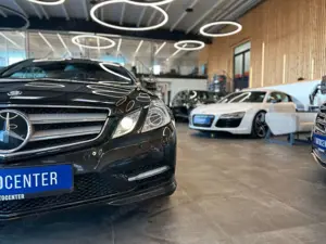 Mercedes-Benz E 350 CDI Coupe BlueEfficiency *2. Hand*AMG-Line Bild 3