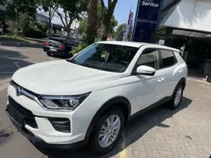KGM Korando Nomad 2WD 6AT