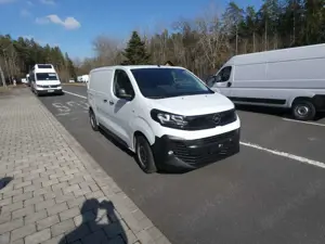 Opel Vivaro Kasten M Automatik