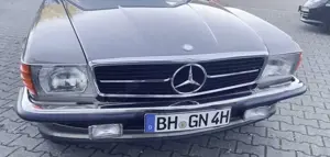 Mercedes-Benz SL 560