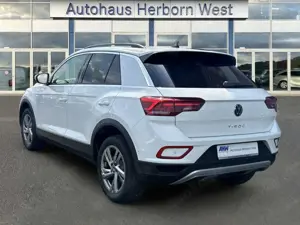 Volkswagen T-Roc 1.5 TSI Life DSG SHZ LED Assistenzpaket RFK Notrad Bild 4