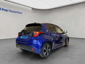 Toyota Yaris Hybrid 116 1.5 VVT-i Teamplayer Comfort und Bild 3