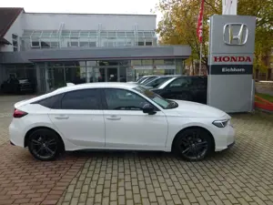 Honda Civic e:HEV 2,0 i-MMD Hybrid Sport