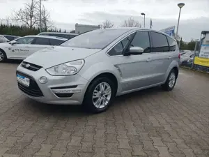 Ford S-Max 2,0 Titanium PowerShift GARANTIE NAVI PDC