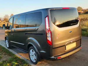 Ford Tourneo Custom Tourneo Custom 310 L1H1 Titanium X Bett optional Bild 4