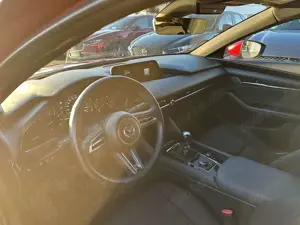 Mazda 3 S SKYACTIV-G 2.0 M Hybrid 6GS AL-SELECTION A18 DES Bild 5