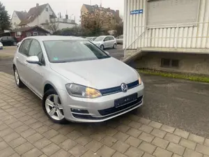 Volkswagen Golf VII 5-Türer 1.2 TSI BlueMotion Comfortline
