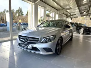 Mercedes-Benz C 220 d T Avantgarde AHK*PANO*360KAMERA