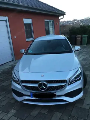 Mercedes-Benz CLA 180 CLA Shooting Brake 180 7G-DCT Peak Edition