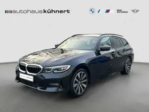 BMW 320 d Touring Sport Line ACC SpurAss HUD HiFi Navi RFK