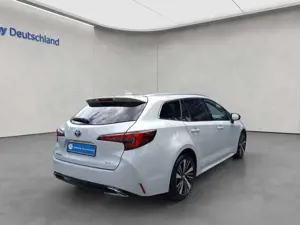 Toyota Corolla 2.0 Hybrid Touring Sports Teamplayer mit T Bild 5