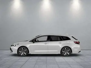 Toyota Corolla Touring Sports 2.0 Hybrid Teamplayer Bild 3