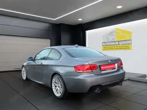 BMW 335 i Coupe E92 Navi Memory Sitze Soundsystem Xenon Ku Bild 3