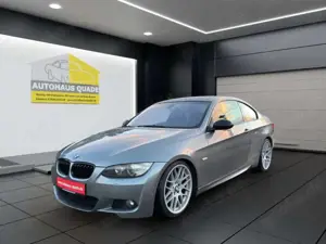 BMW 335 i Coupe E92 Navi Memory Sitze Soundsystem Xenon Ku