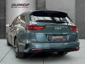 Kia Ceed SW / cee'd SW 1.5T Mild-Hybrid Ultimate DCT Style-Paket Navi Dig Bild 3