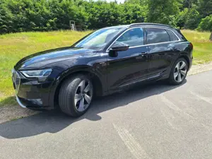 Audi e-tron e-tron 55 quattro advanced Bild 2