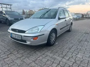 Ford Focus 1.6 Ghia Autom.
