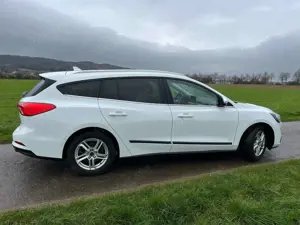 Ford Focus Focus Turnier 1.5 EcoBlue Start-Stopp-System COOL Bild 2