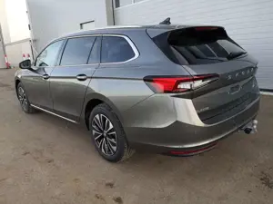 Skoda Superb Combi 2.0 TDI 142kW 4x4 Selection DSG Standh So... Bild 3