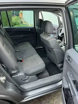 Opel Zafira Bild 5