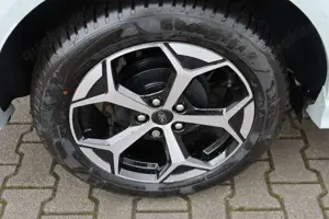 Ford Puma ST-Line 1.0 MHEV LED 360° 4,99% FIN* AHK Bild 3