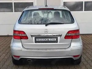 Mercedes-Benz B 200 B200 CDI PDC|MFL|TEILLEDER|SHZ Bild 5