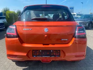 Suzuki Swift 1.2 DUALJET HYBRID Club*Navi*Klima*RKF* Bild 5