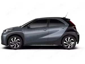 Toyota Aygo X TEAMPLAYER+CPLAY+SONDERAKTION+SOFORT Bild 2