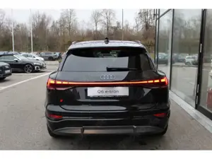 Audi Q6 Perf. S-Line AHK*Tech+21''*360*Assist!!! Bild 5