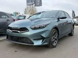 Kia Ceed / cee'd 1.5 T-GDI 48V DCT Ultimate Ed. UVP 34.669 EUR