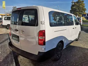 Opel Vivaro Kombi-2.0 Autm.-9 Sitzer, Navi, Rückfahrkamera Bild 4