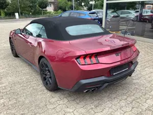 Ford Mustang 5.0 Ti-VCT V8 GT Automatik Bild 3
