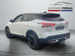 Nissan Qashqai 1.3 DIG-T MHEV 158 PS Xtronic N-Connecta Pano Wint Bild 4