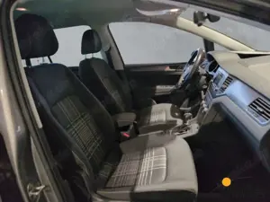 Volkswagen Golf Sportsvan VII Lounge 1,4 TSI DSG AHK+LENKRADHEIZ.+KLIMA Bild 4