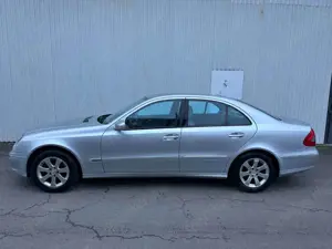 Mercedes-Benz E 280 Lim 4Matic