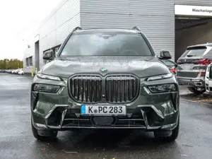 BMW X7 xDrive40d MSport + PanoSky. + AHK + Exec.DPro + 23 Bild 4