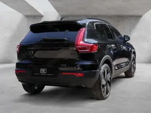 Volvo XC40 B3 Plus Black Edition FACEL. LED 360° Bild 3