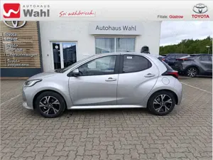 Toyota Yaris 1.5 Hybrid Teamplayer Bild 3