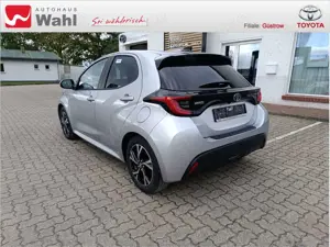 Toyota Yaris 1.5 Hybrid Teamplayer Bild 2