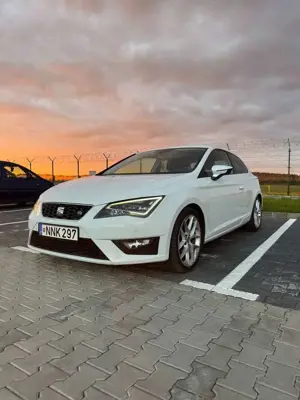 SEAT Leon SC 2.0 TDI DPF StartStop DSG FR