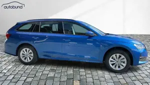 Skoda Octavia IV Combi 2,0 TDI DSG Selection LED ACC Bild 3
