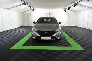 Peugeot 308 1.2 130 e-THP EAT8 Active-Pack LED/CAR-PLAY/ 16 Bild 3