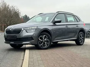 Skoda Kamiq Selection Navi Rkam Unfallfrei LED NeuwagenZustand