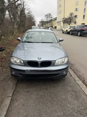 BMW 118 118i Aut. Bild 4