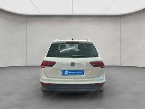 Volkswagen Tiguan 2.0 TSI 4Motion DSG Sound AHK Bild 4